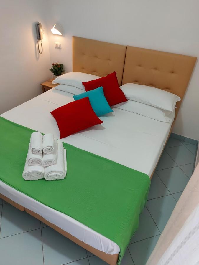 Hotel Senza Pensieri Ριτσόνε Εξωτερικό φωτογραφία