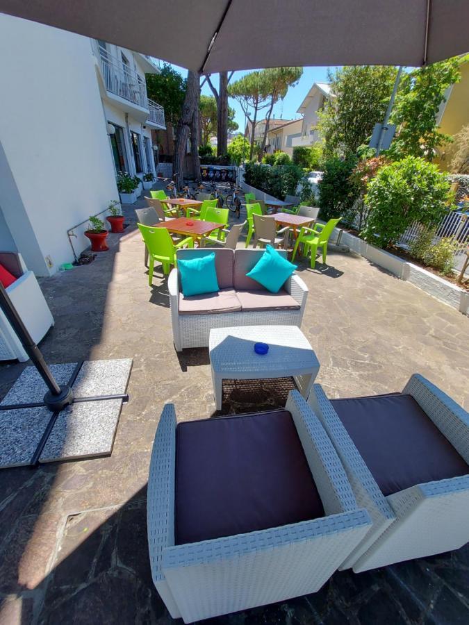 Hotel Senza Pensieri Ριτσόνε Εξωτερικό φωτογραφία