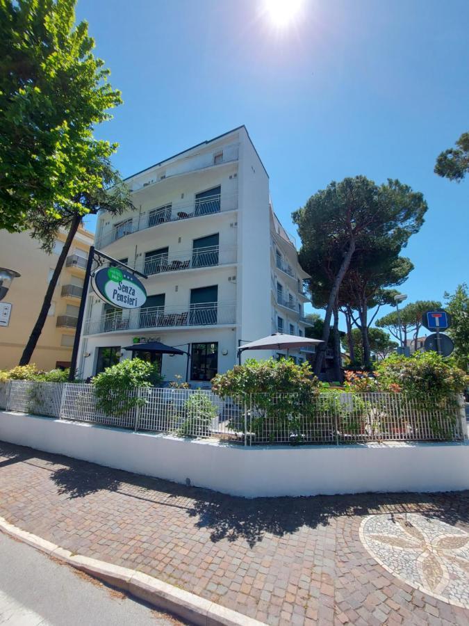 Hotel Senza Pensieri Ριτσόνε Εξωτερικό φωτογραφία