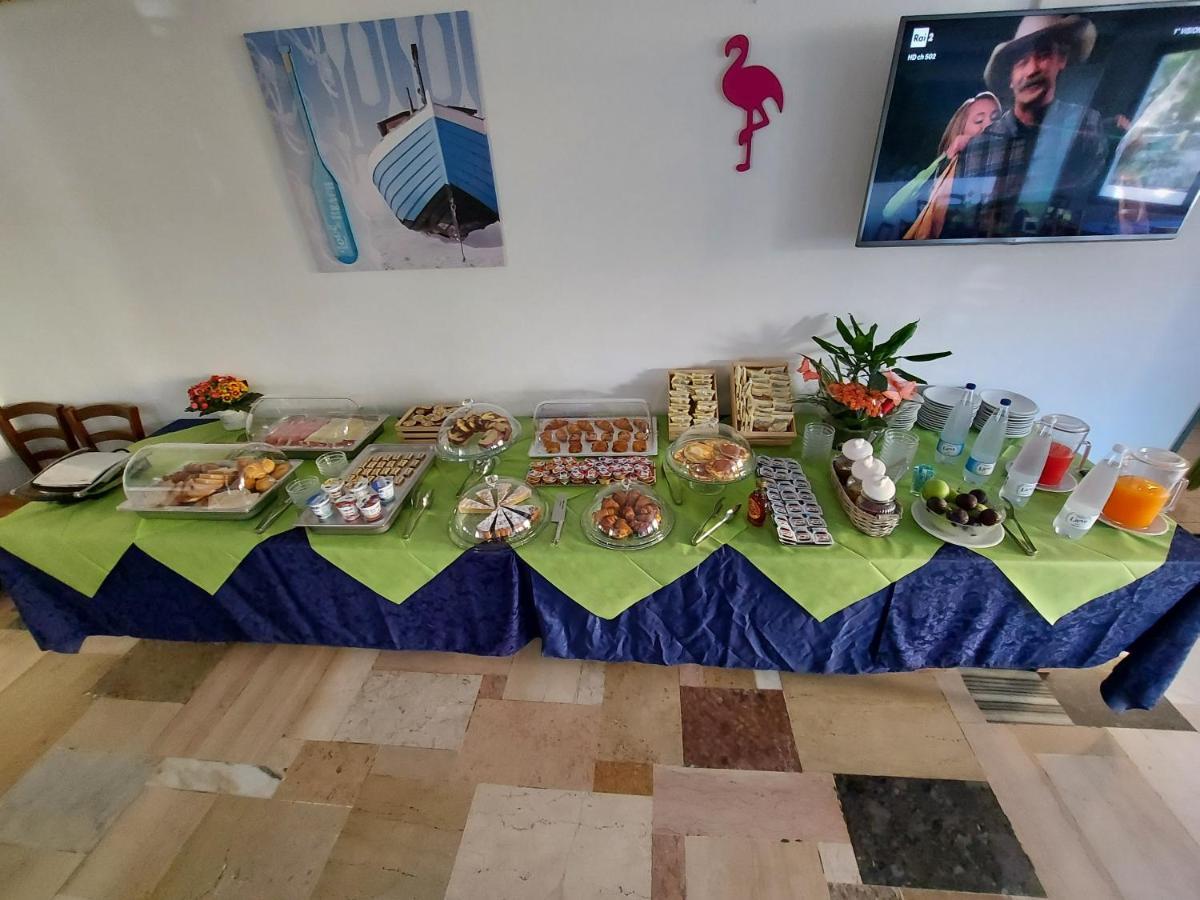 Hotel Senza Pensieri Ριτσόνε Εξωτερικό φωτογραφία